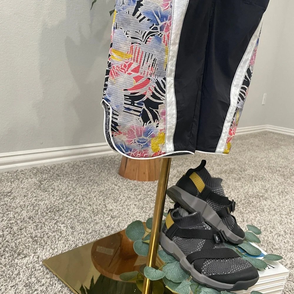 FP Movement by Free People Black Track Pants with Multicolor Trim - Picture 9 of 11